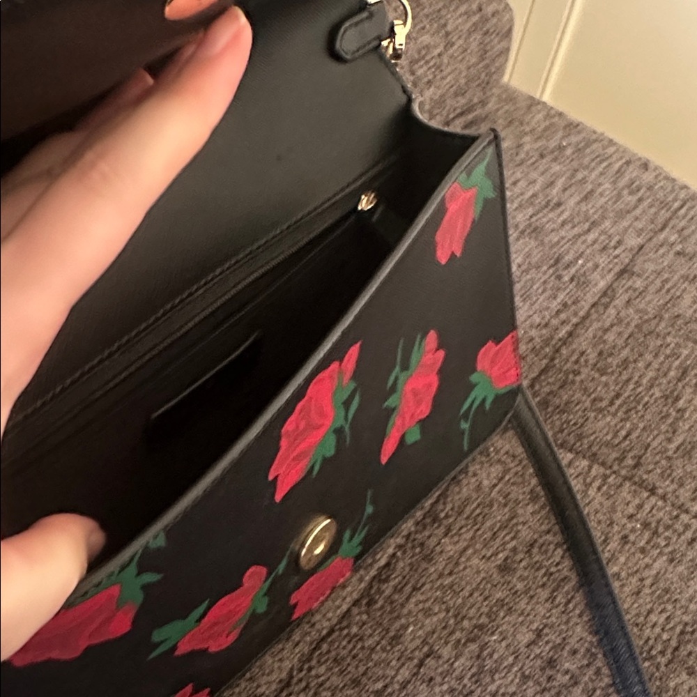 Madison Rose Toss Printed Flap Crossbody - Picture 4 of 6